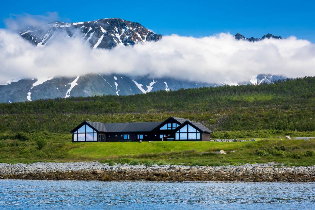 Lyngen Experience Lodge Nord-Lenangen Buitenkant foto
