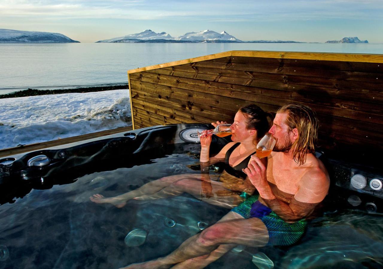 Lyngen Experience Lodge Nord-Lenangen Buitenkant foto