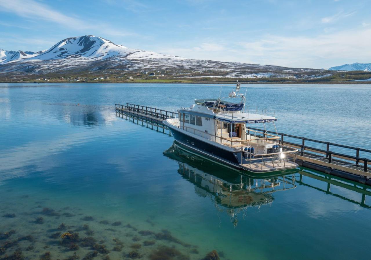 Lyngen Experience Lodge Nord-Lenangen Buitenkant foto