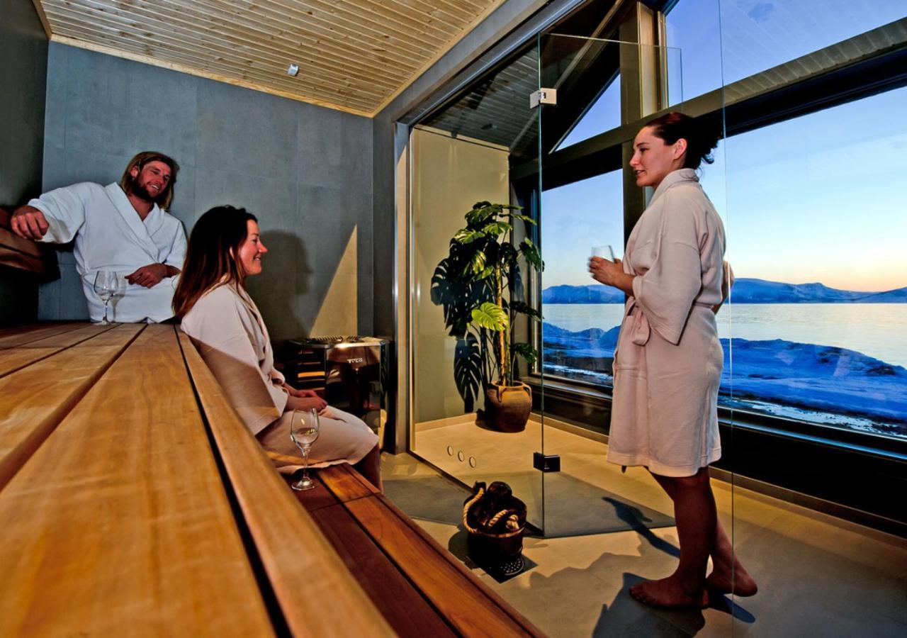 Lyngen Experience Lodge Nord-Lenangen Buitenkant foto