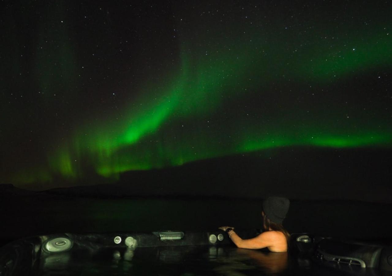 Lyngen Experience Lodge Nord-Lenangen Buitenkant foto