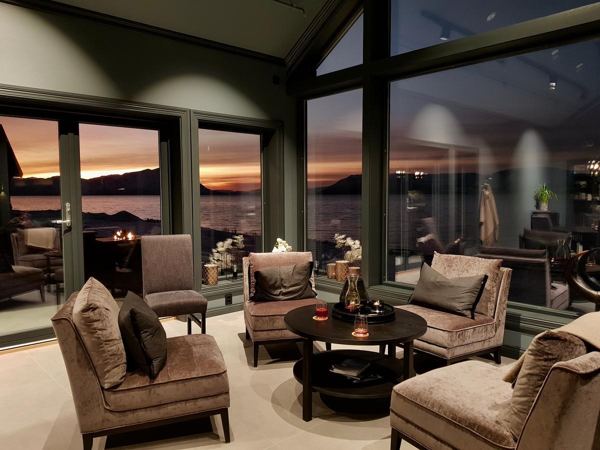 Lyngen Experience Lodge Nord-Lenangen Buitenkant foto