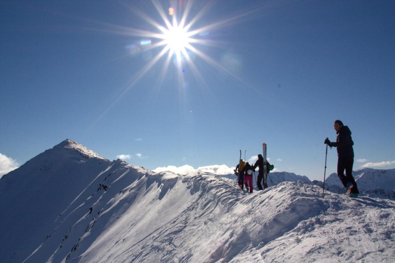 Lyngen Experience Lodge Nord-Lenangen Buitenkant foto
